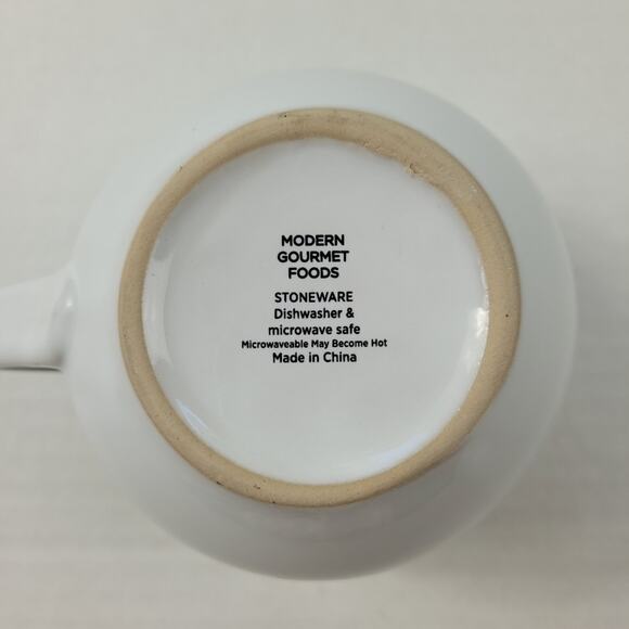 Baileys White Curvy Stoneware Mug - Picture 6 of 9